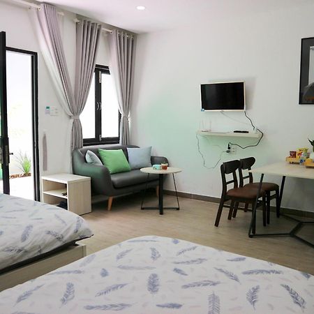 May Studio دالات الغرفة الصورة
